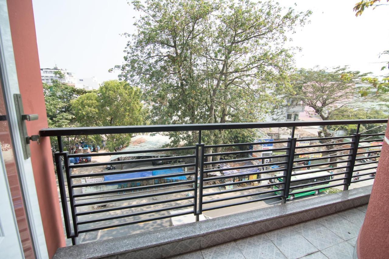 Reddoorz Plus Near Aeon Mall Tan Phu 2 Ho Şi Min Exterior foto