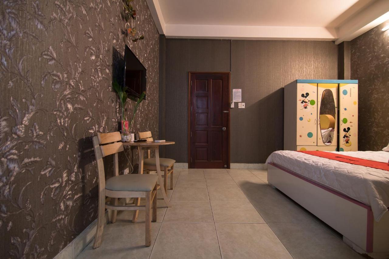 Reddoorz Plus Near Aeon Mall Tan Phu 2 Ho Şi Min Exterior foto